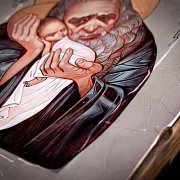 На память: Икона деревянная "Святой Симеон Богоприимец" — фотография 9