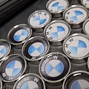 Комплект стальных фишек для нард «BMW» — красивый подарок — фотография 1