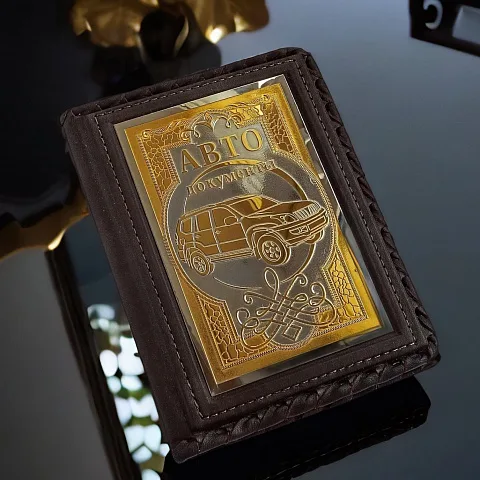 Обложка для автодокументов из кожи «Land Cruiser» — необычный подарок