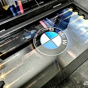 Нарды под стеклом «BMW M5 Ангельские глазки» — оригинальный подарок — фотография 9