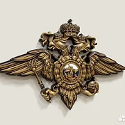 В подарок: Герб МВД, резной из бука — фотография 2