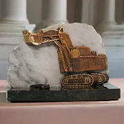 Миниатюра «Карьерный экскаватор» на камне — красивый подарок — фотография 1
